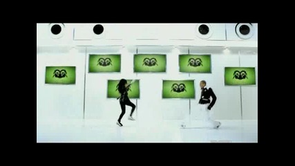 Lil mama ft. Chris Brown and T - Pain - Shawty get loose 