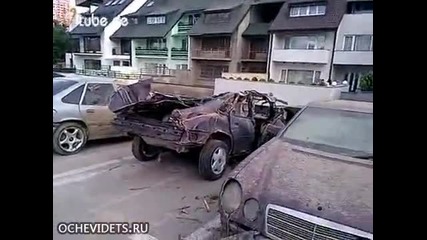 Ето как изглеждат част от колите след потопа в Тбилиси