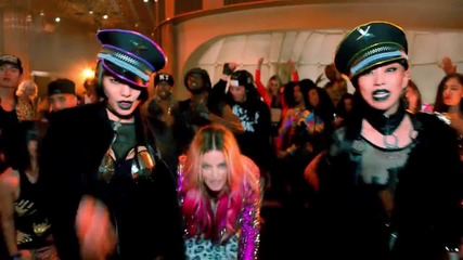 Madonna ft. Nicki Minaj - Bitch I'm Madonna