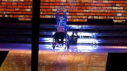 Glee Las Vegas - Empire state & Somebody to love
