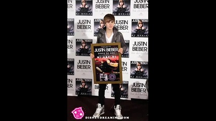 Justin Bieber - Kiss And Tell