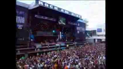 Evanescence - Going Under Live