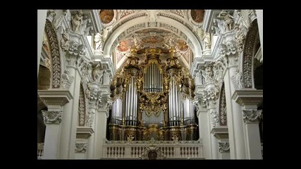 J. S. Bach - Toccata und Fuge in d-moll