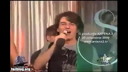 Singer Fail
