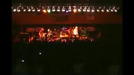 Hollywood Undead performing Undead live 1st 12