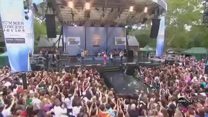 Joe and Demi - Wouldn't Change A Thing-2010 na jivo