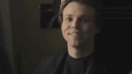 Ashton Irwin || Scream