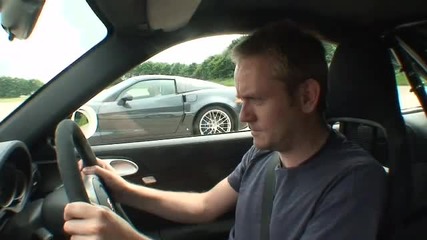 Porshe 911 Gt2 vs Corvette Zr1