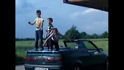 Ku4eci Pred Bloka