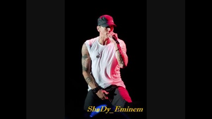 Eminem ft. Royce Da 5'9 - Above The Law