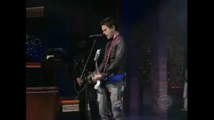 30 Seconds to Mars - Attack (live On Letterman)