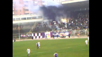 04.12.2010 Etyr - Slaviia 0 1