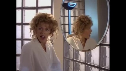 Kylie Minogue - I Should Be So Lucky