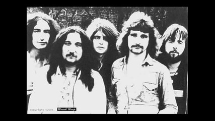Uriah Heep - Echoes in the Dark 