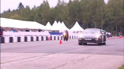 Suzuki Gsx1300 vs Porsche 911 Switzer R750