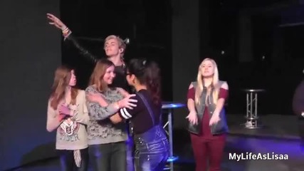 Dancing with Ross and Rydel Lynch (r5) to Cruisin For A Bruisin' (soundcheck Mannheim Germany)