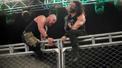 Reigns, Corbin battle atop cage: WWE Super ShowDown 2020 (WWE Network Exclusive)