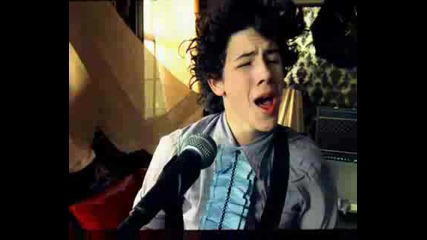 Jonas Brothers - Hold On.avi
