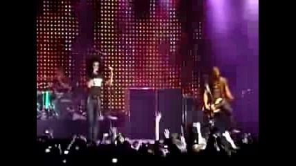 tokio hotel - love is dead { Live }