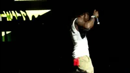 Lil Wayne изпълнява Comfortable,  Diva и Mrs. Officer на Americas Most Wanted Tour 28.08.09