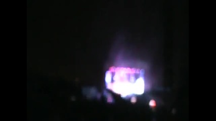 Eminem - Space Bound (live)