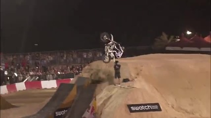 Dubai Fmx highlights - Red Bull X-fighters 2011