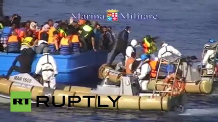 Италия: 40 души се задушиха до смърт в претъпкана лодка с емигранти