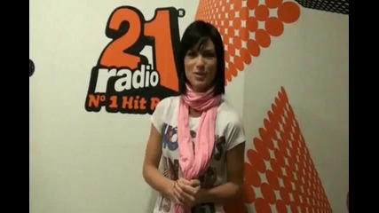 Interviu fulger cu Ellie White - Radio 21 [2010]