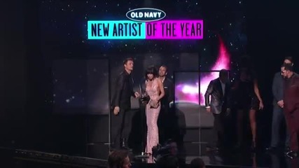 Carly Rae Wins New Artist of the Year - Ama 2012
