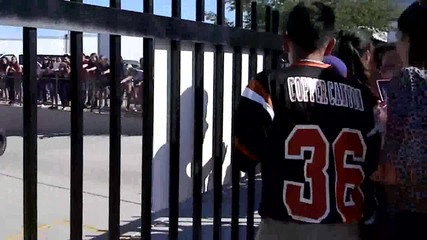 Justin Bieber riding his segway in Glendale, Az to meet fans