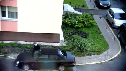 Баба Надра Кола С Ключовете Си
