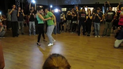 02 - Los Pambos - Salsa on 1