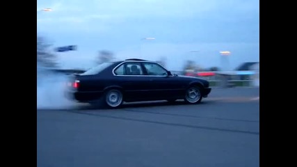 Bmw M5 E34 Drifting Kristianstad 