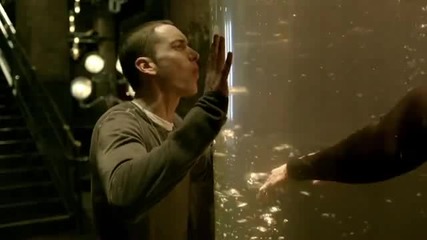 Dr. Dre feat. Eminem & Skylar Grey - I Need A Doctor