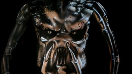 !!! Нeвeроятна рисунка върху тяло на Хищникът !!! Unbelievable Predator Body Art - Get to da Choppa!