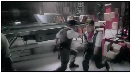 Justin Bieber - Santa Claus Is Coming To Town ( Official Video )