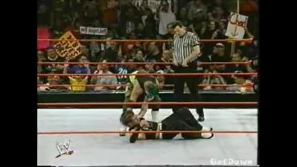 Jeff Hardy vs. The Hurricane - Wwe Heat 12.01.2003 
