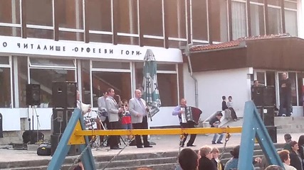 Момче имитира Емил Узунски от В.г.