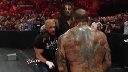 Подписването на договора за мача на The Shield и Evolution на Payback - Raw, May 26, 2014