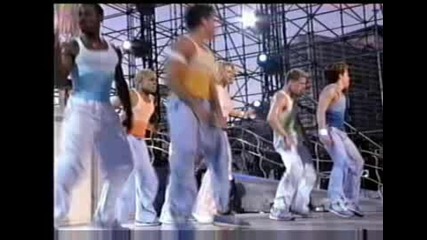 Britney Spears - Crazy(live in Hawaii)