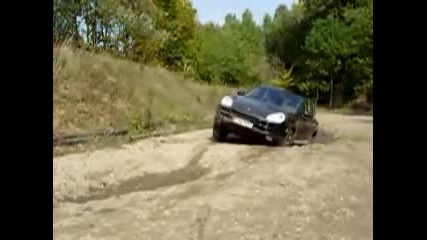 Porsche Cayenne - Off-road