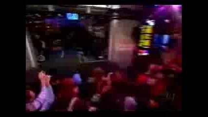 Avril Lavigne - Complicated (live)