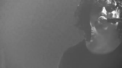The Dead Weather - Looking At The Invisible Man live 