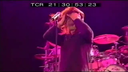 Black Sabbath - 06 - Fairies Wear boots prevod (hq) download Festival 2005