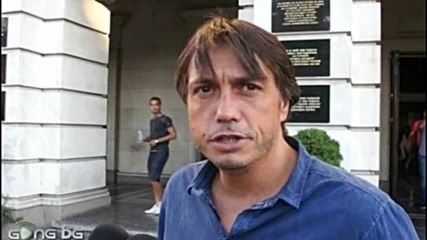 Тонев: Играхме безумно и срамно, такива голове не се пускат и в махалата