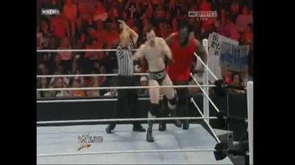 Raw - Mark Henry Vs Sheamus 