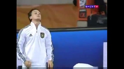 Ето какво може Mesut Ozil (messi)