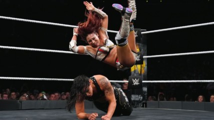 Kairi Sane drops TWO InSane Elbows on Shayna Baszler: NXT TakeOver: Brooklyn IV (WWE Network Exclusive)