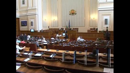 ГЕРБ и БСП влязоха в спор кой е виновен за поскъпването на тока