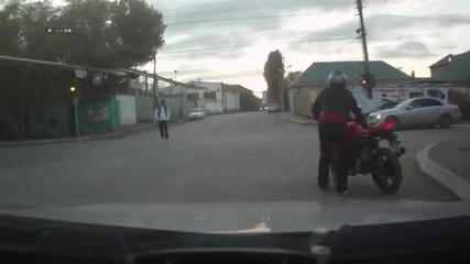 Пиян Руснак На Мотор - Смях